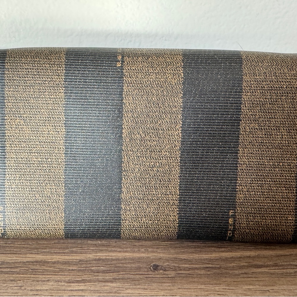 Fendi Long Wallet Has Call Outs - Clearance - Picture 2 of 10